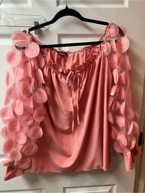 chic Coral Pink Off-Shoulder Appliqué Sleeve Blouse